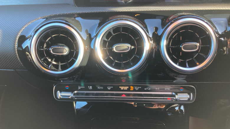 Mercedes-Benz CLA 200 AMG Line 5dr Tip Auto Petrol Estate